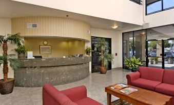 Days Inn & Suites by Wyndham Artesia