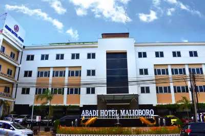 Abadi Hotel Malioboro Yogyakarta by Tritama Hospitality Hotele w: Gedong Tengen