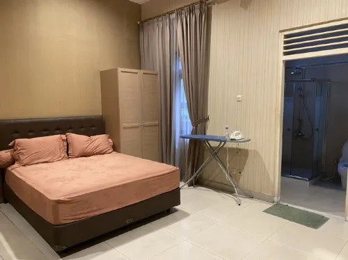 Aldeoz Ndalem Marwatan Surakarta Hotels in Laweyan
