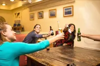 BA Stop Hotel House - Balkoner