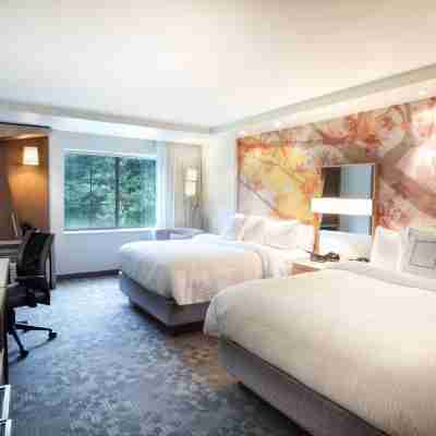 Courtyard Lenox Berkshires Rooms