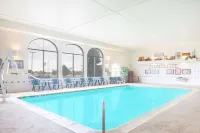Super 8 by Wyndham West Branch - WiFi