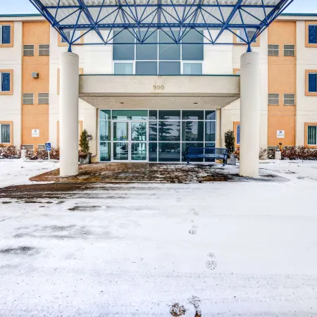 Motel 6 Red Deer, AB