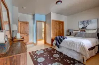 Heated Indoor Spa and Mountain Views - Stunning Rustic-Luxe Sanctuary