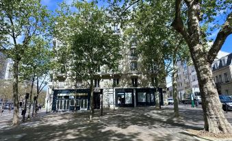 B 835 - Gare Montparnasse - Appartement Familial