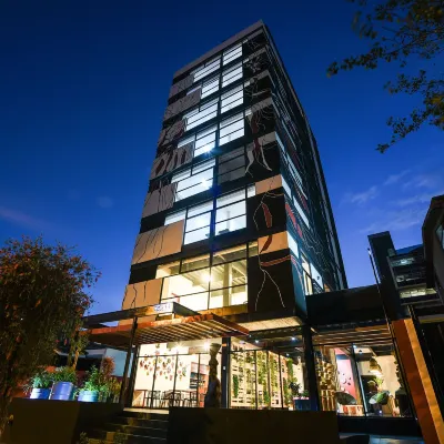 Casa Q Hotels near Guapulo Park