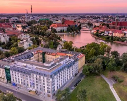 Radisson Blu Hotel, Wroclaw Hotels near Psie Pole