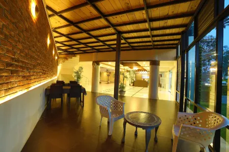 Star Villa Отели рядом с достопримечательностью «Делвара Темпл»