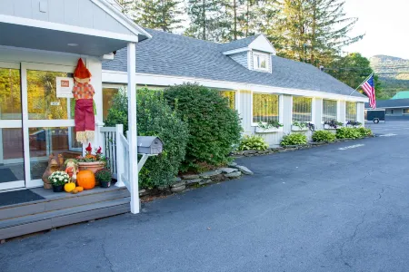 Woodwards White Mountain Resort, BW Signature Collection