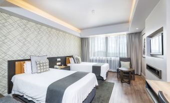 Rainbow Towers Hotel & Conference Centre