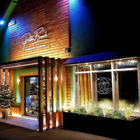 Pebble Beach Hotels in New Forest District
