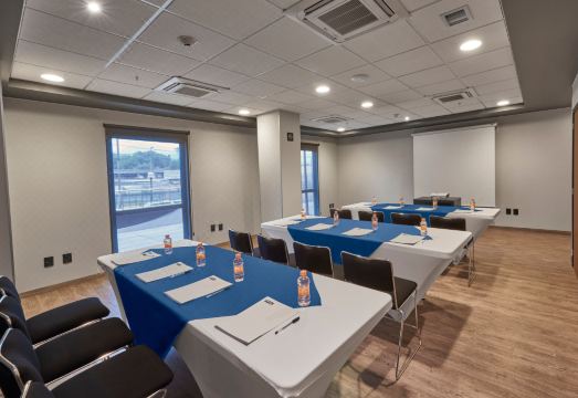 시티 익스프레스 플러스