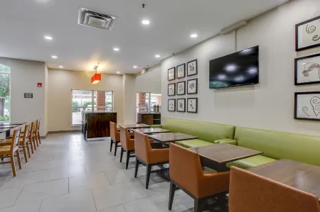 Comfort Inn & Suites Nashville Franklin Cool Springs