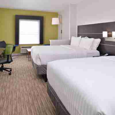 Holiday Inn Express & Suites Corpus Christi-N Padre Island Rooms