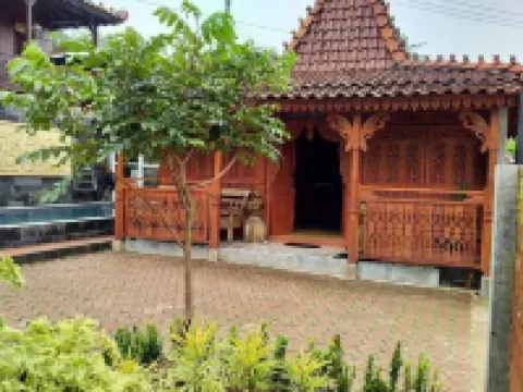 The Pekayon Villa Pacet Hotels in Pacet