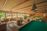 Park Holiday Congress & Wellness Hotel Hotels in Pruhonice