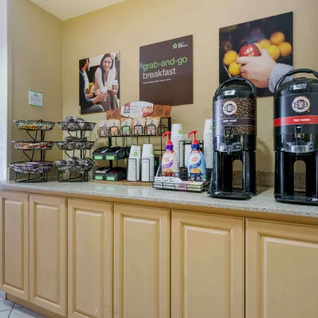 Extended Stay America Suites - Pleasanton - Chabot Dr
