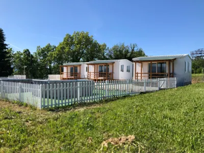 Functional Mini Luxury Lodges Near Camerino Các khách sạn gần University of Camerino