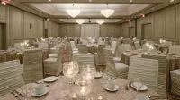 Holiday Inn WINNIPEG-SOUTH by IHG - Business