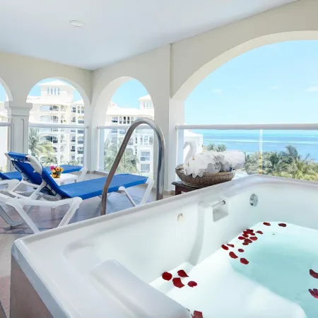 Occidental Costa Cancún - All Inclusive
