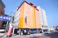 Yeongdeok Ganggu Prot Myeongpum Hotels in Yeongdeok