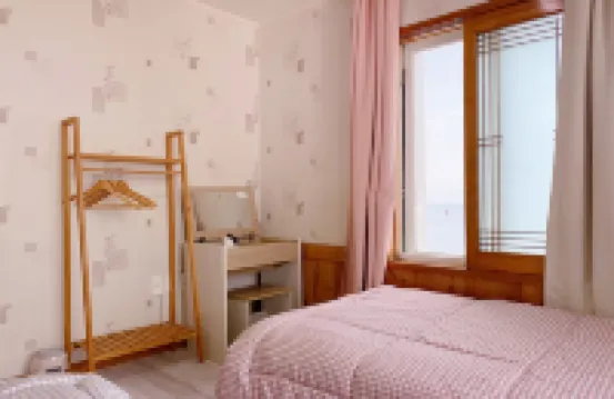 Jeju Gogo Aewol Guest House โรงแรมใกล้ห้องสมุด Aewol Public Library