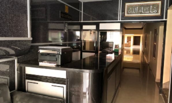 Rolex Lodge - Housity