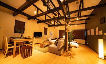 East One - Housity
