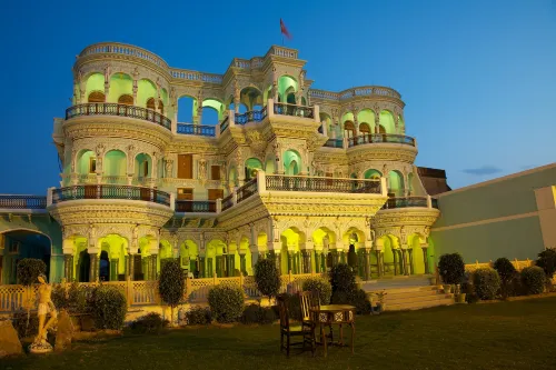 Malji Ka Kamra Hotels in Ramgarh Shekhawati
