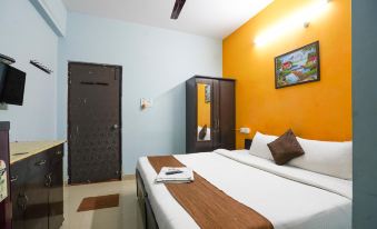 Iroomz Grand Aarvi Suites