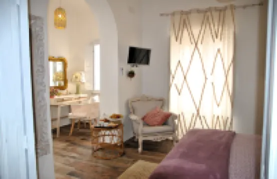 Mariasofia Master Suite with Private Bathroom