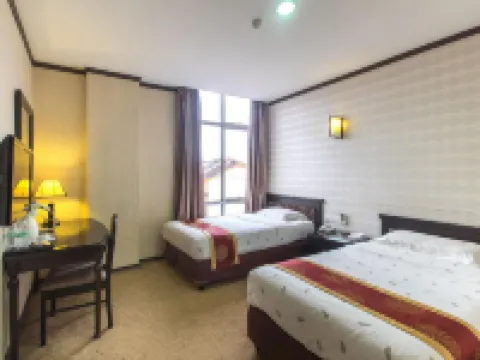 S Bee Hotel Hotels in Tebrau