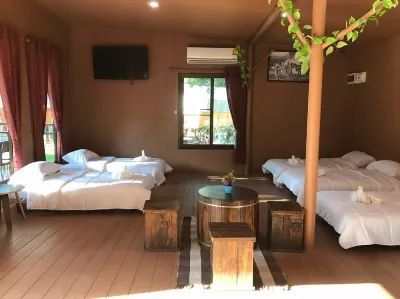 Pangluang Garden Hotel di Phichai