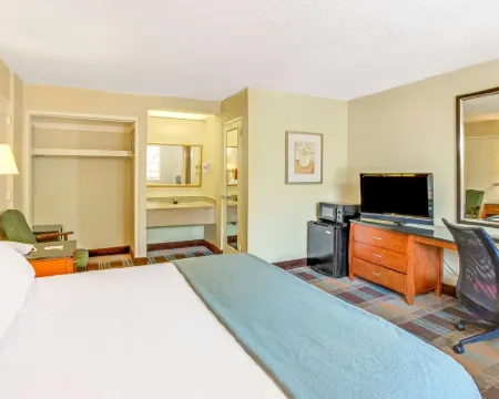 銀泉Travelodge by Wyndham酒店 銀泉酒店