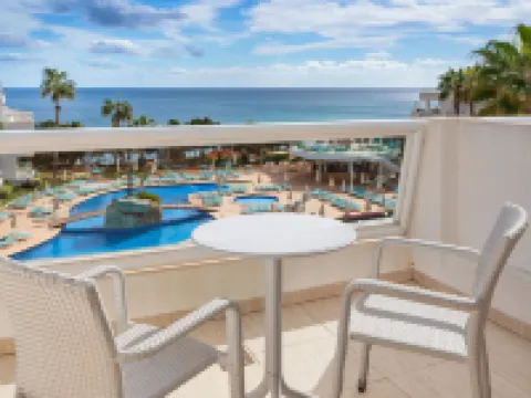 Aparthotel Tropic Garden Hotels in Santa Eularia des Riu