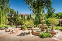 Arroyo Roble Resort at Oak Creek Hotels near Gallery of Modern Masters