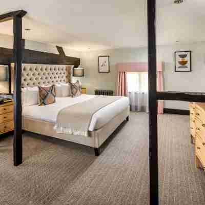 voco Lythe Hill Hotel & Spa Rooms