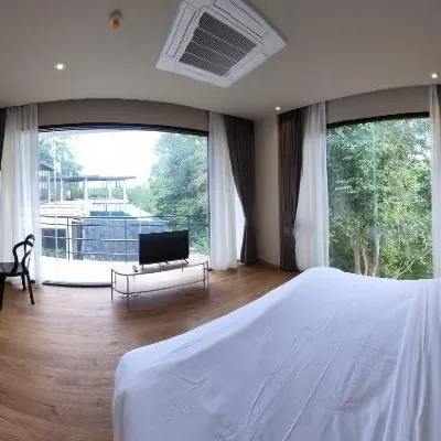 201 Ensuit bedroom in vacation home with pool Hotels near Mae Sa Waterfall
