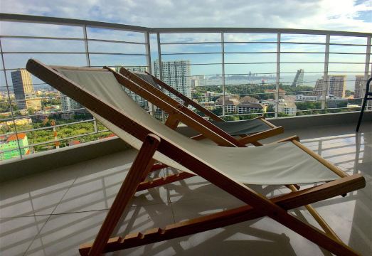 Elegant 58sqm New Suite