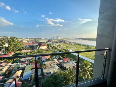 RiverView 8PAX 3BR in KBtown Wi-Fi, B-12-3 Отели в г. Кота-Бару