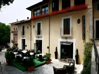 Hotel 99 Cannelle Các khách sạn ở Rocca di Cambio