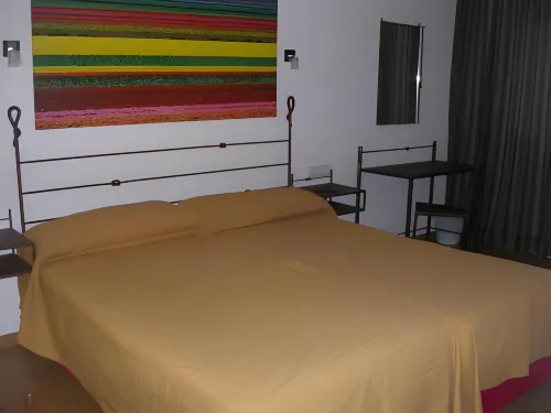 Balneario Acuña Hotels in Caldas
