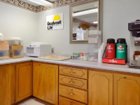 Days Inn by Wyndham Monett Hotels in Monett