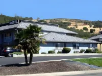 Lake Point Lodge Hotels in Lake County