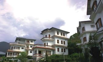 Fresco Hotel & Residences
