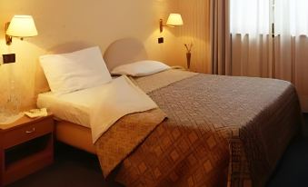Hotel Ristorante la Lanterna - Housity