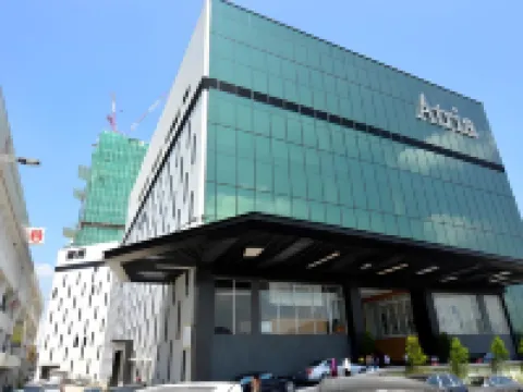 八打靈再也 Atria 靈動套房 鄰近八打靈再也的酒店