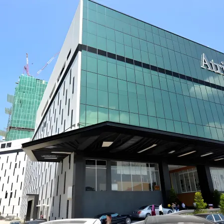 Atria Sofo Suites - Petaling Jaya Отели рядом с достопримечательностью «Торговый центр Evolve Concept Mall»