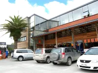Puerto Chico Hotel - parking