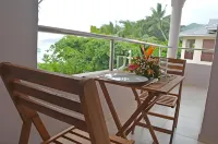 Shanaz Beachside Retreat - breakfast
